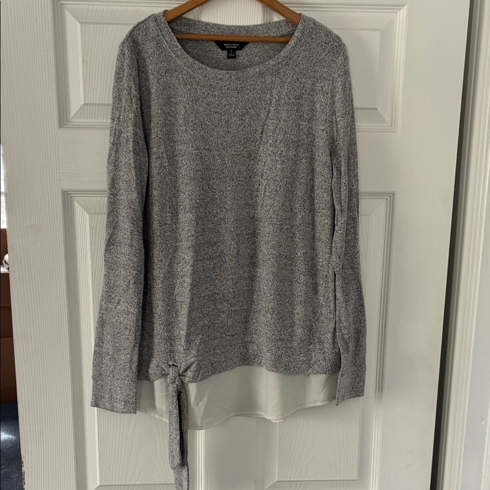 Simply Vera Wang Heather Gray Top Size S Light Weight Sweater Decorative Knot